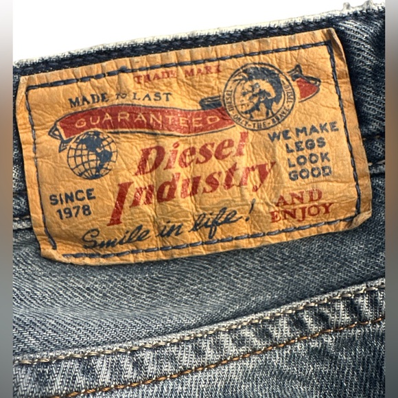 Diesel Jeans Mens W30 Blue Larkee Relaxed Comfort Straight 0800Z 30x30 - Picture 11 of 12